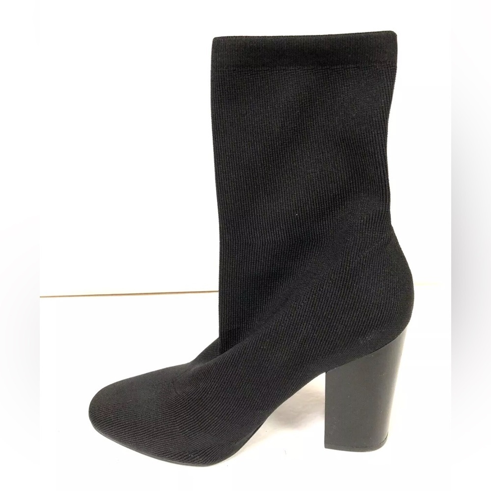 Kendall & Kylie Women’s Hailey2, Black Heeled Boots, Size 10 M.